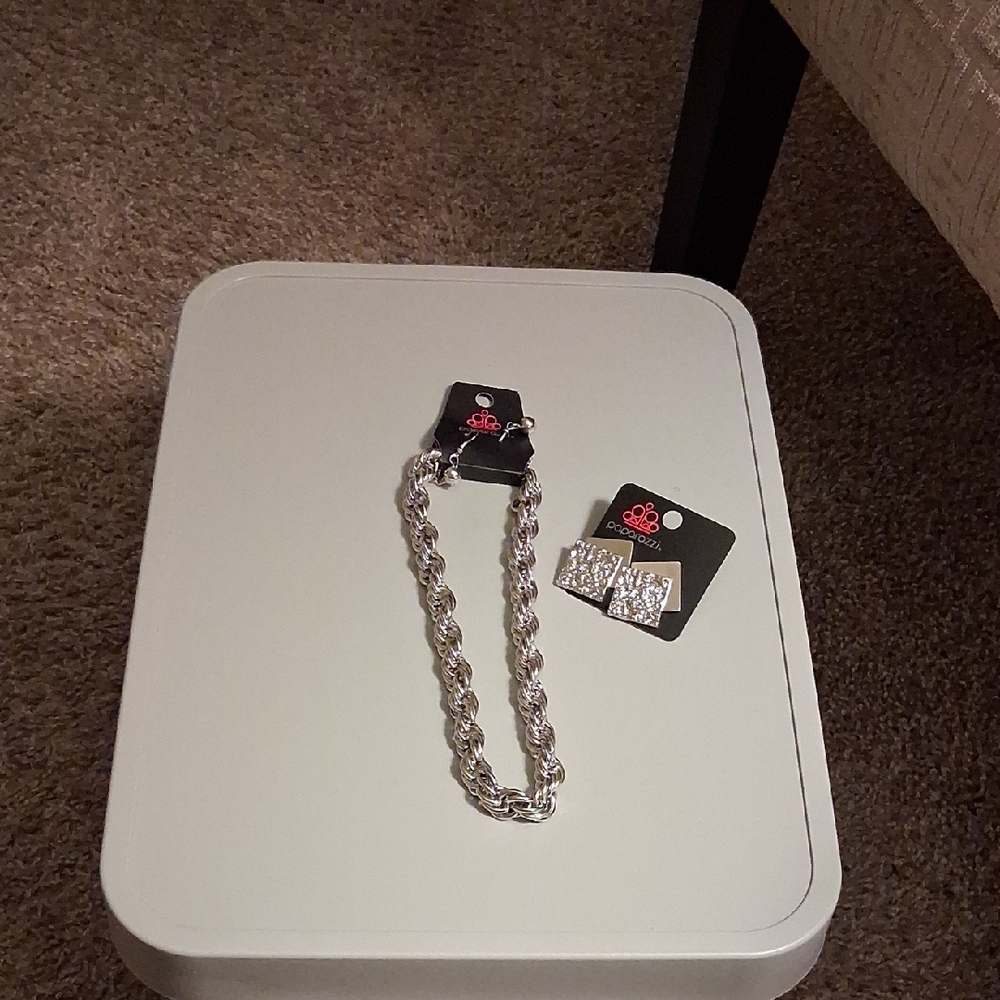 Paparazzi Silver Necklace Set